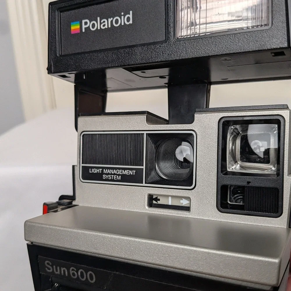 Polaroid Sun 600 LMS Instant Film Camera Silver Black Vintage 80s Retro WORKING